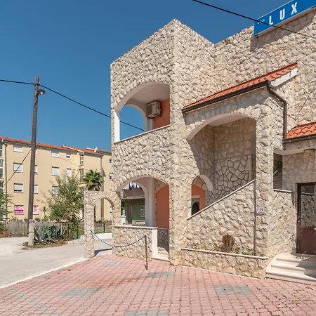 Lux Ii Konukevi Trogir