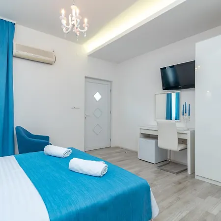 Lux Ii Гостевой дом 3*